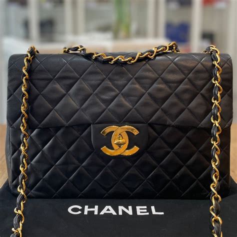 chanel classic maxi single flap|Chanel classic double flap jumbo.